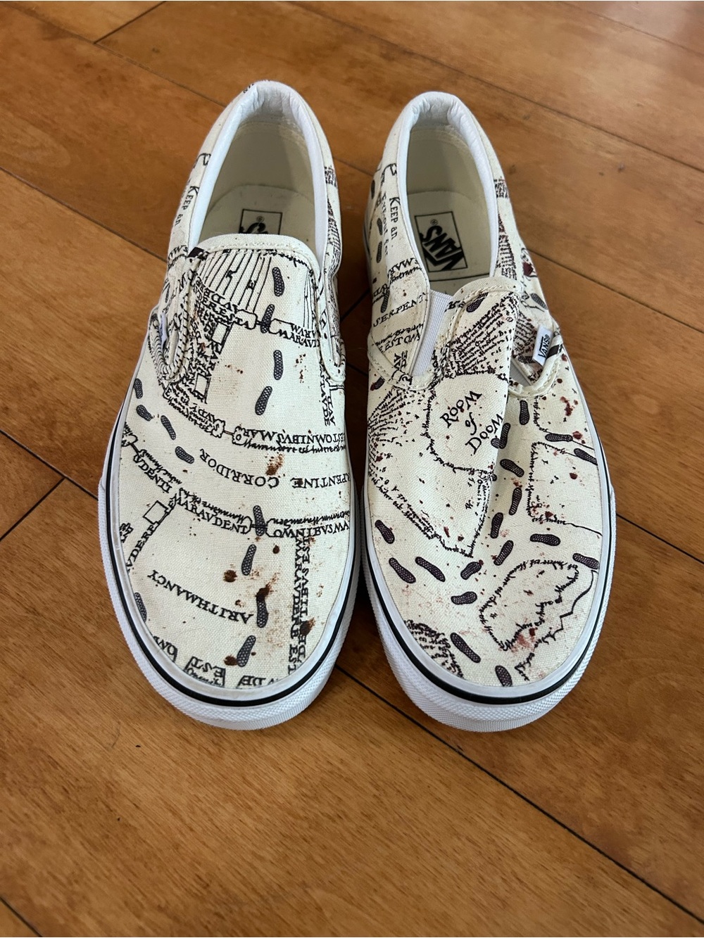 Vans Harry Potter Marauder's Map Slip-On Sneakers - Cream/Black - Picture 3 of 4
